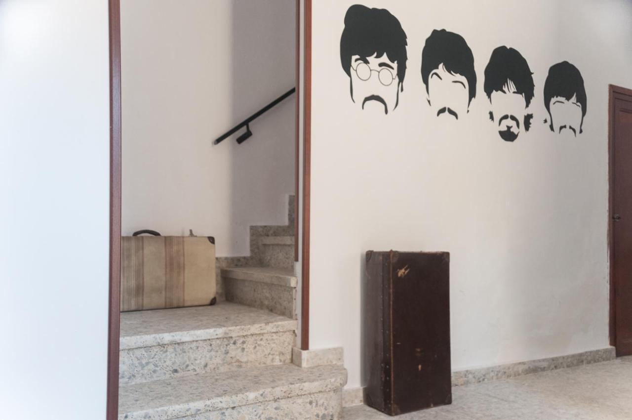 Casa Beatles Del Valle Pinos del Valle المظهر الخارجي الصورة